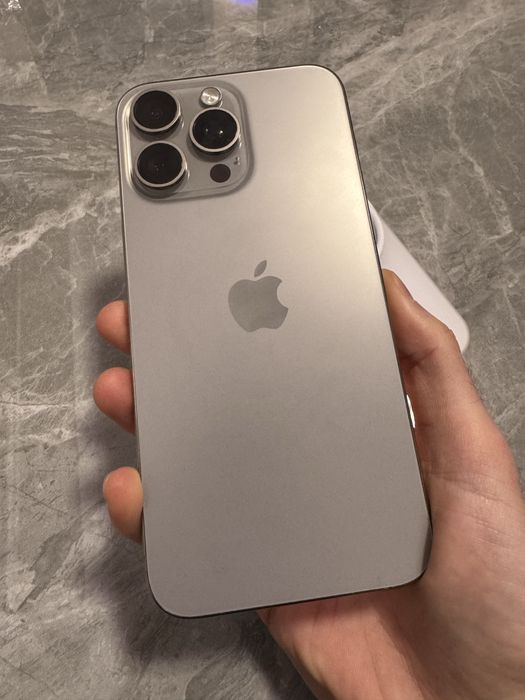 Iphone 15 Pro Max 256 Gb / Baterie 85%