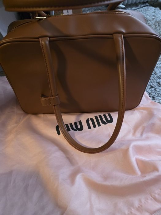 Топ чисто нова Маркова чанта кожа