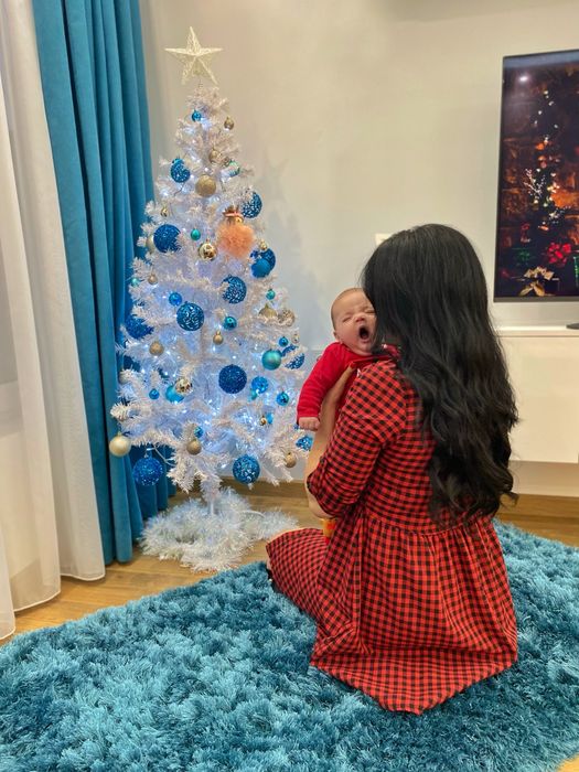 Естествена черна коса