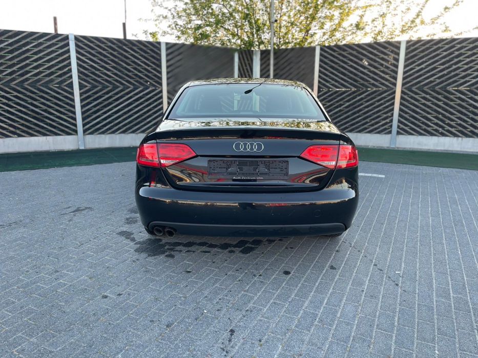 Vand Audi A4 B8 2.0 D