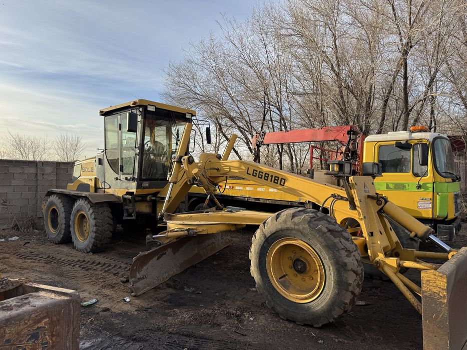 Автогрейдер в аренду