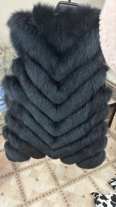 Продам натуральную шубу из Песца