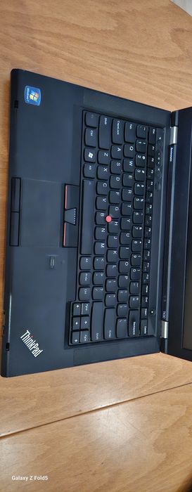 Lenovo thinkpad комютър