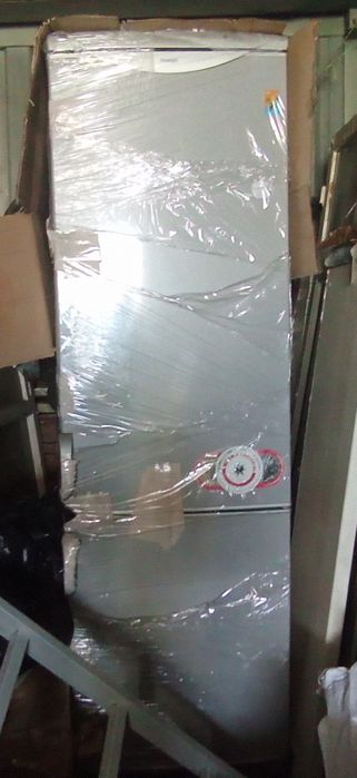 Холодильник продается