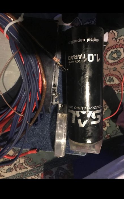 Vand subwoofer auto plus statie !