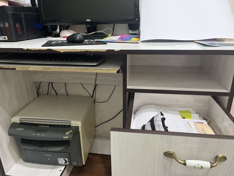 Компьютерный журнальный стол