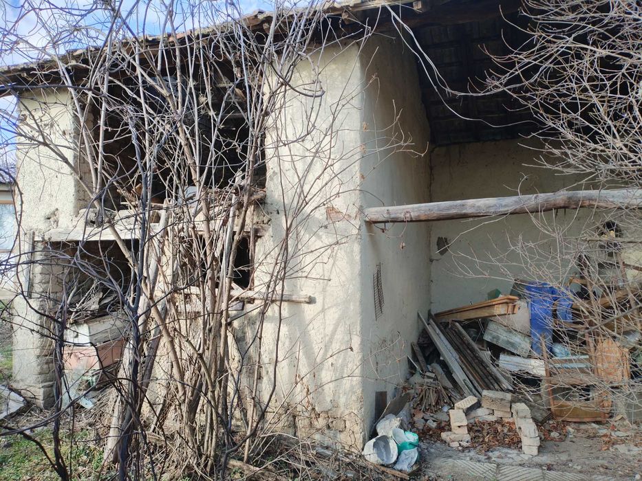 Продава се Къща в Шумен, Болницата - 160 кв.м за 351 €/кв.м - Снимка #2