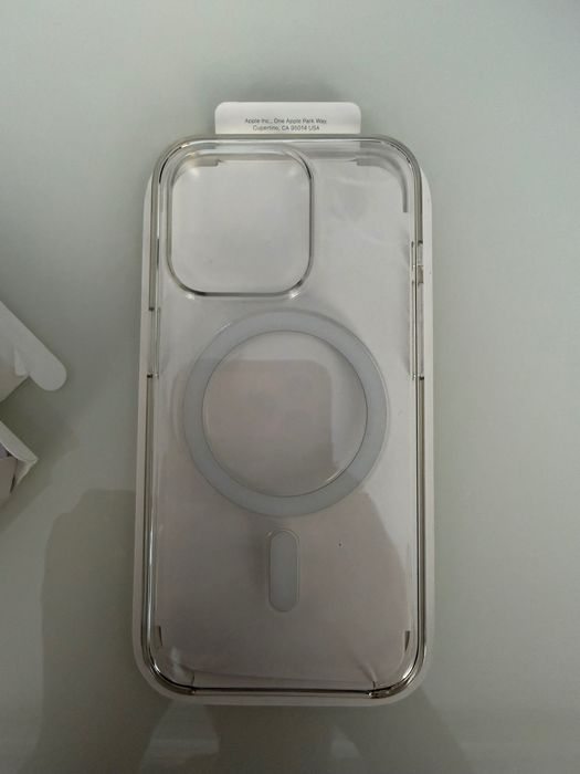 Оригинален калъф за iPhone 15 pro
