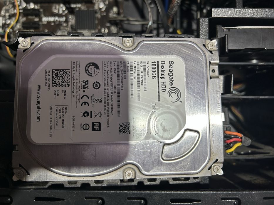 HDD Seagate Desktop HDD de 1TB