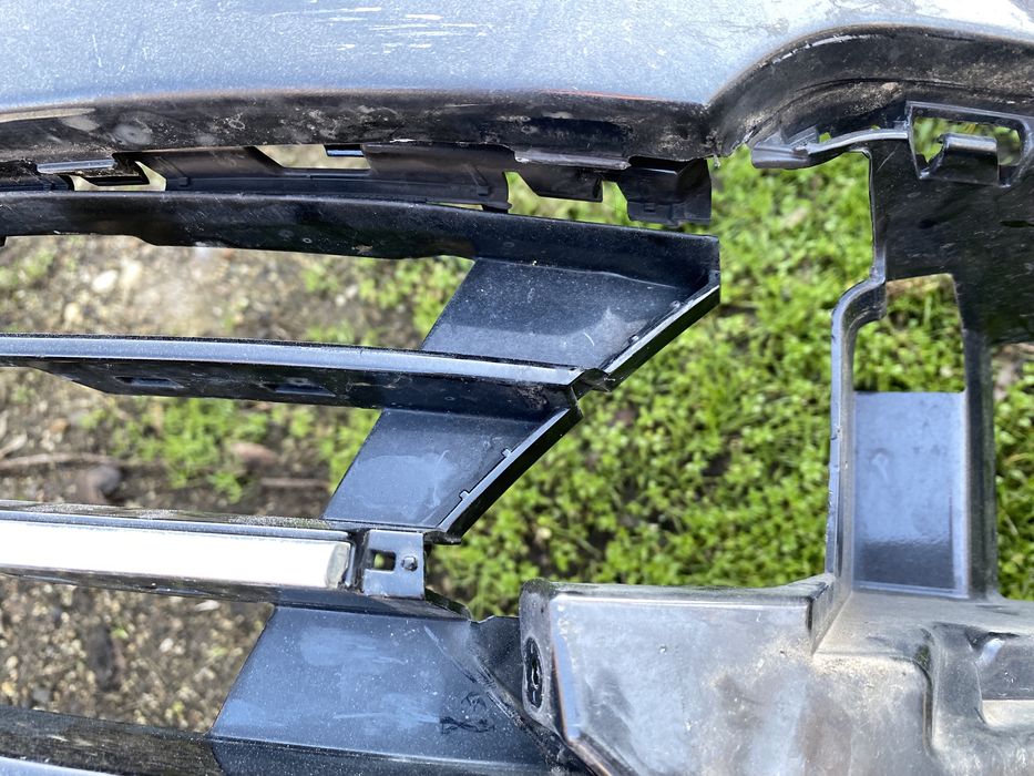 Bara VW Passat B8 R-Line 2014 - 2019 grile bara fata