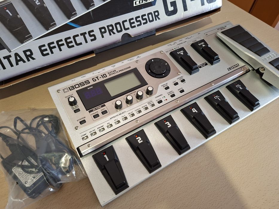 Ефект процесор за Китара / Цигулка и т.н - BOSS GT 10