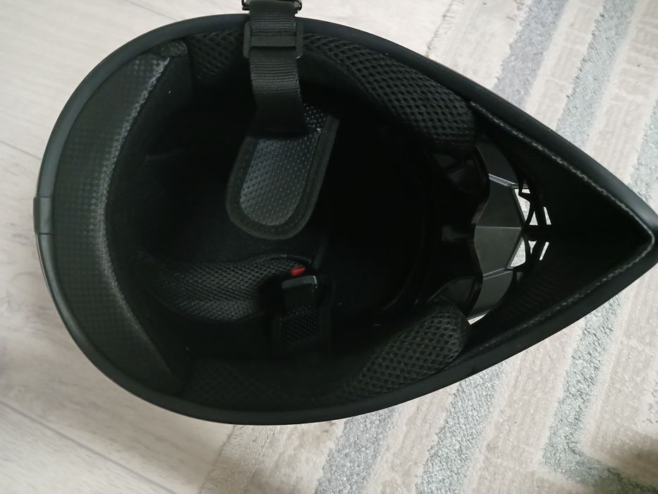 Шлем для велоспорту и пита