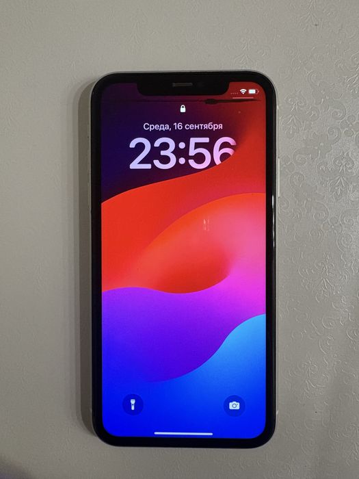 Продам iphone 11