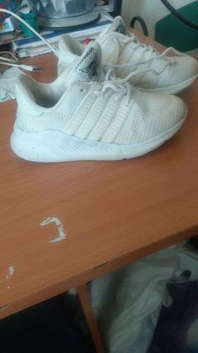 купальник 3-4 жаска есть на 7 лет