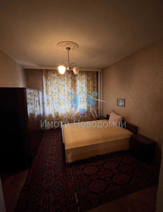 Продава се Тристаен апартамент в Шумен, Пазара - 87 кв.м за 1407 €/кв.м - Снимка #2