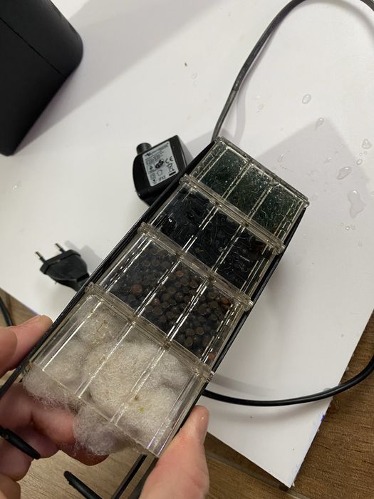 Filtru intern acvariu