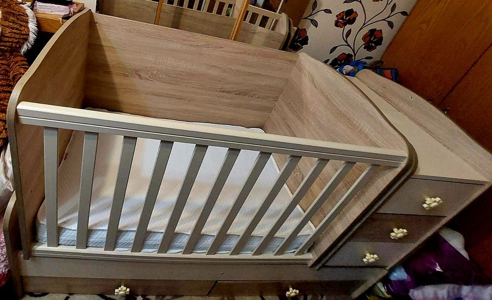 Бебешка/детска кошара-люлка 3 в 1