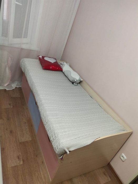 Кровать. Метр девяносто на восемдесят