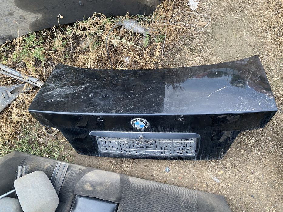 Разбор БМВ E36 на запчасти