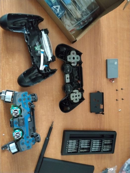 Play Station 4 Slim
