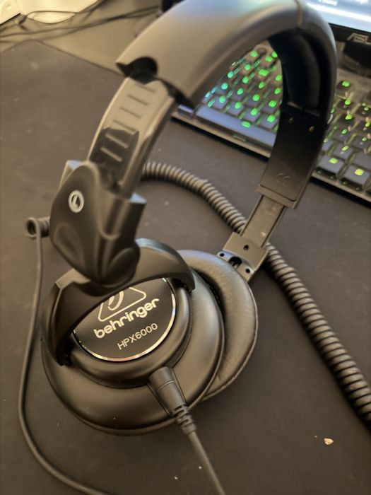 Casti Dj Behringer HPX6000