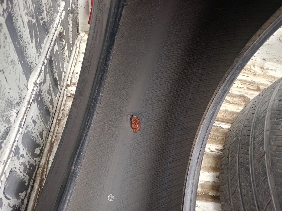 Продам шины летние 285/60/18