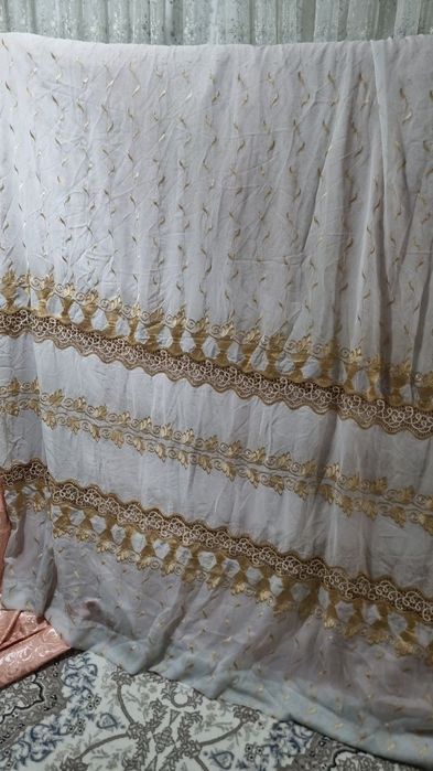 Распродаю занавески, шторы и тюль.