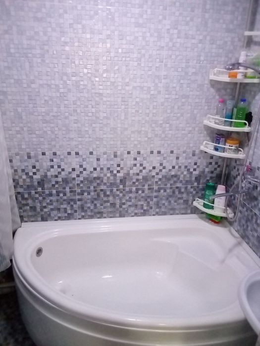 Срочно 9 микр. Янги хаёт домидан 2 хонали 3-этажда