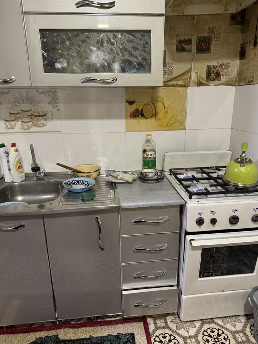 Квартира ижарада берилади хама шароити бор 4 хоналик