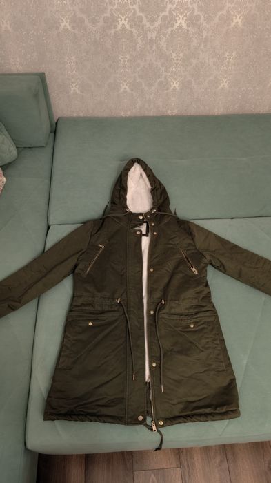 Продается Colin's женская куртка