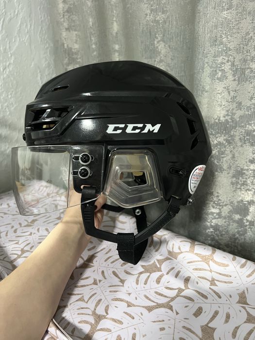 Хоккейный шлем ССМ с визором НОВЫЙ