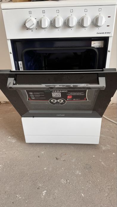 Новая духовка за 40000 тг