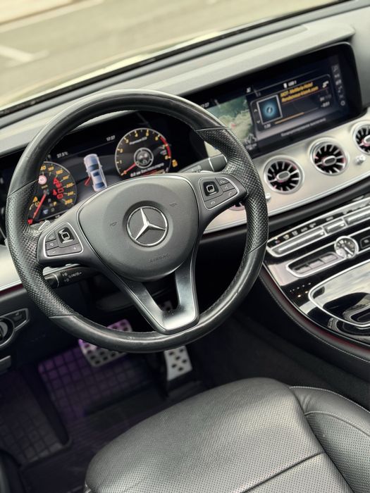 Мерседес е300 w213