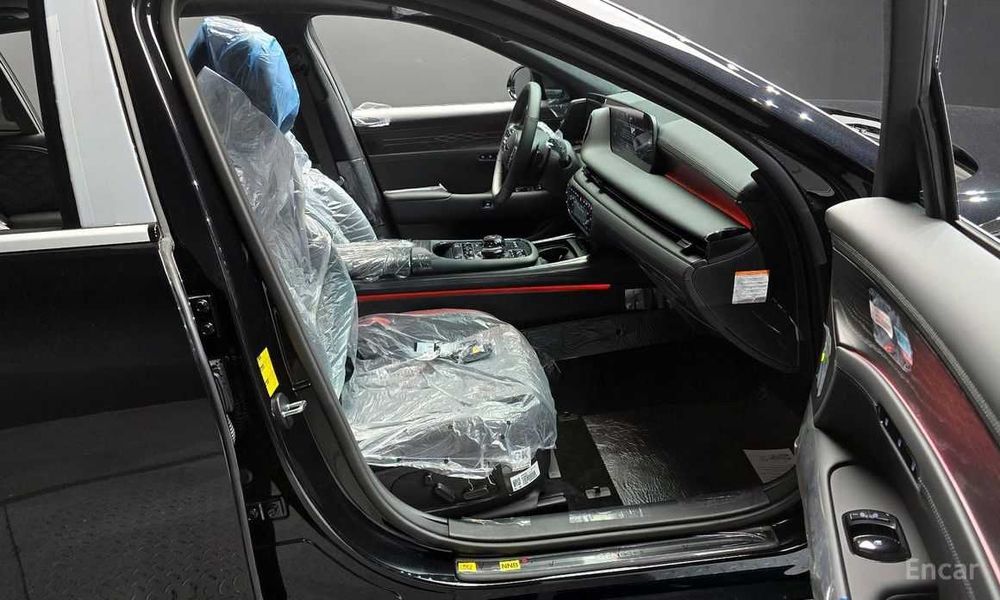 Genesis G90 3.5 Turbo eS/C AWD LWB Black Edition