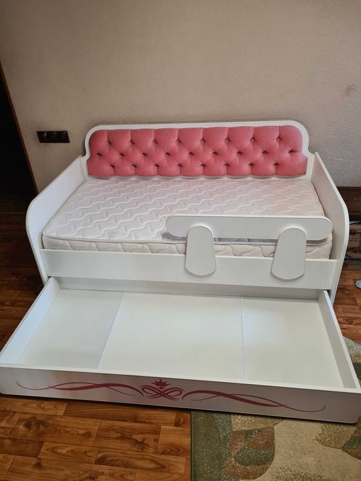 Детская кровать-тахта