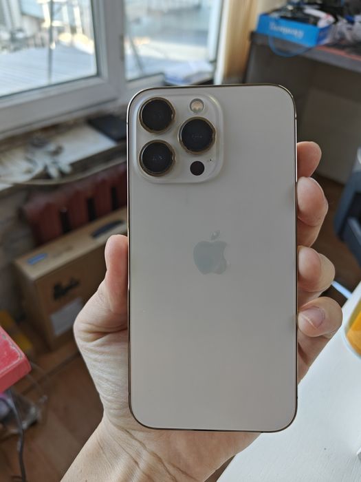 Продам iPhone 13 pro gold цвет