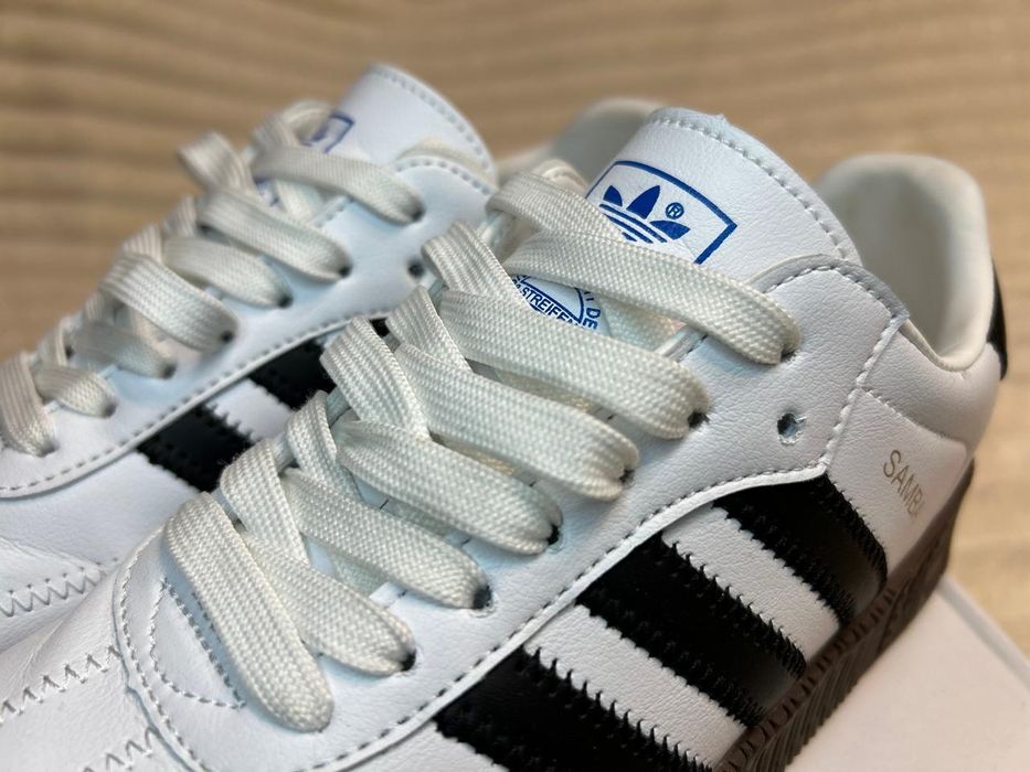 Кроссовки Адидас