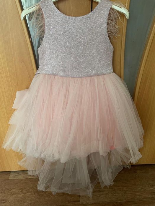 Платье красивое на утренник