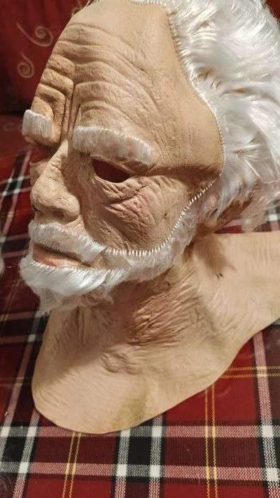 Гумени маски за карнавал