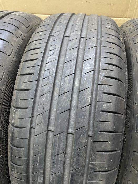 Anvelope vara 205/55R16 Goodyear EfficientGrip Performance 91V AO