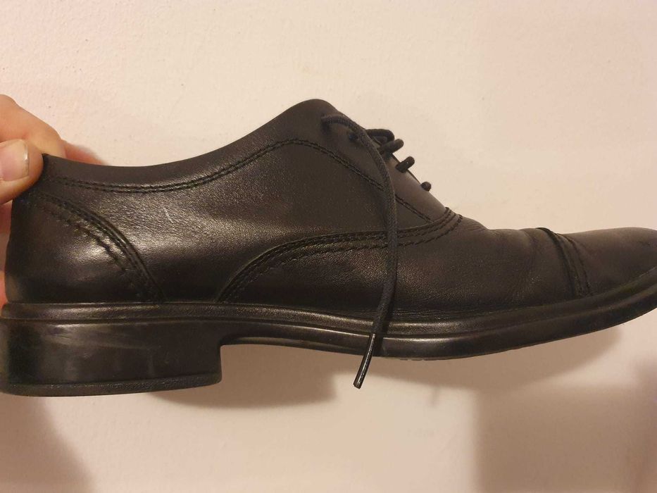 Pantofi piele naturală Clarks