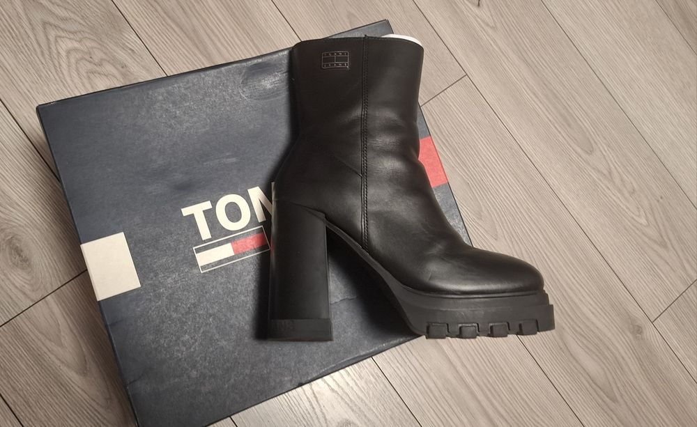 Ghete dama piele, nr. 39 Tommy H.