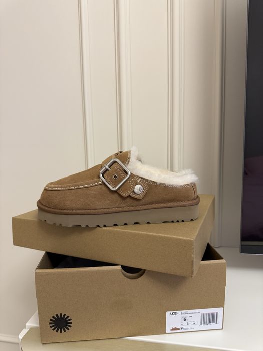 UGG Goldenstar Evelina