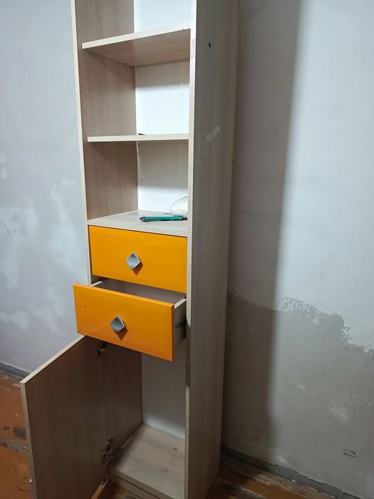 Продам уголок школьника