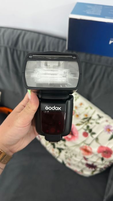 Blitz Godox TT685II-C Thinklite TTL pentru Canon + husă originală Godox