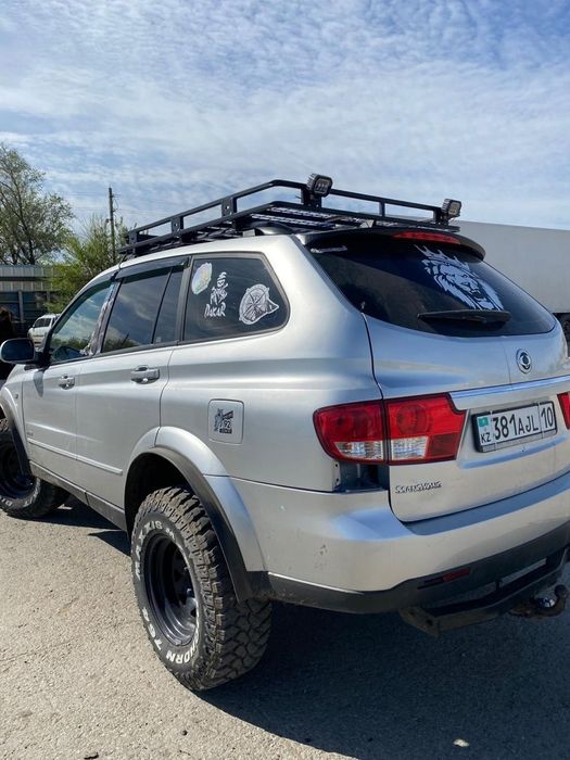 Продам машину SsangYong Kyron