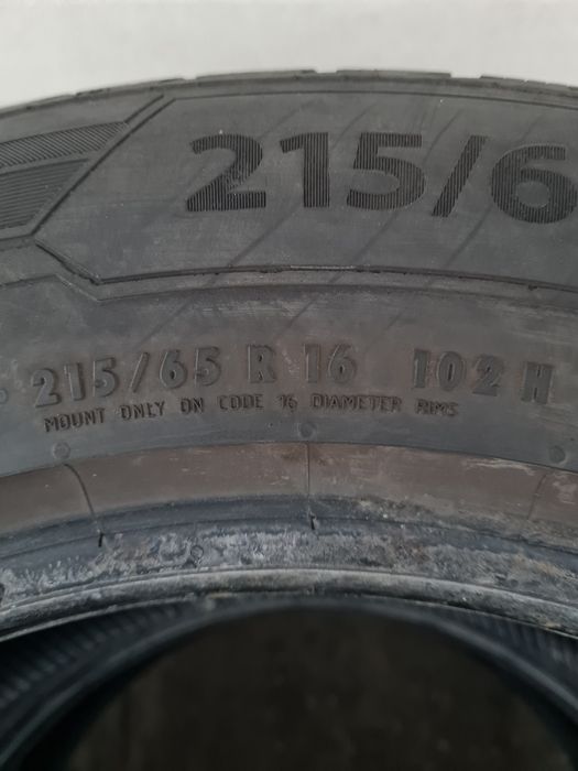 Зимни гуми 2 броя BARUM Polaris5 215 65 R16 дот 1821