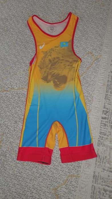 Нательник асикс красный