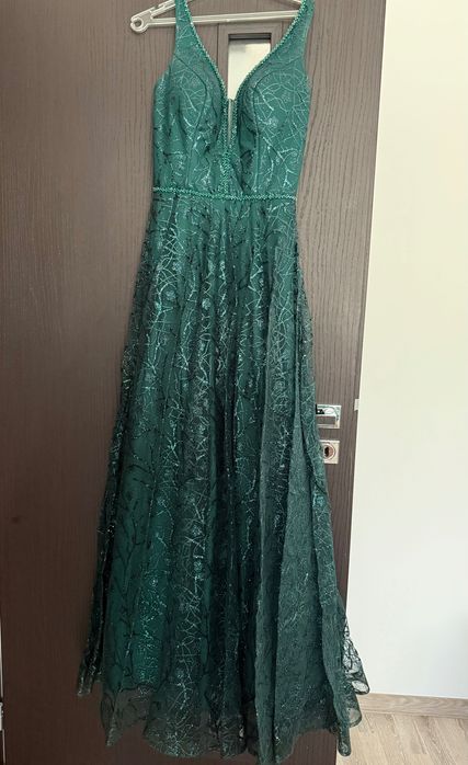 Официална рокля зелена