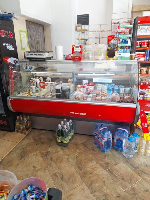 Витрини за хр.магазин